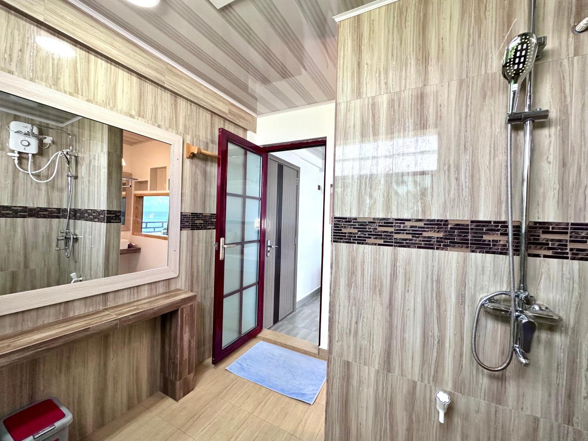 Galaxy Sunrise Sea View Hotel Фулиду Екстериор снимка
